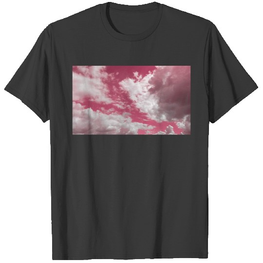Calm before the storm Sky with clouds Pink T-shirt