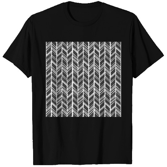 Fun Black and White Chevron Pattern T-shirt
