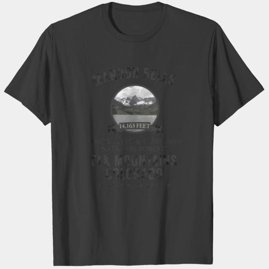 Maroon Bells Aspen Colorado Vintage Style T-shirt