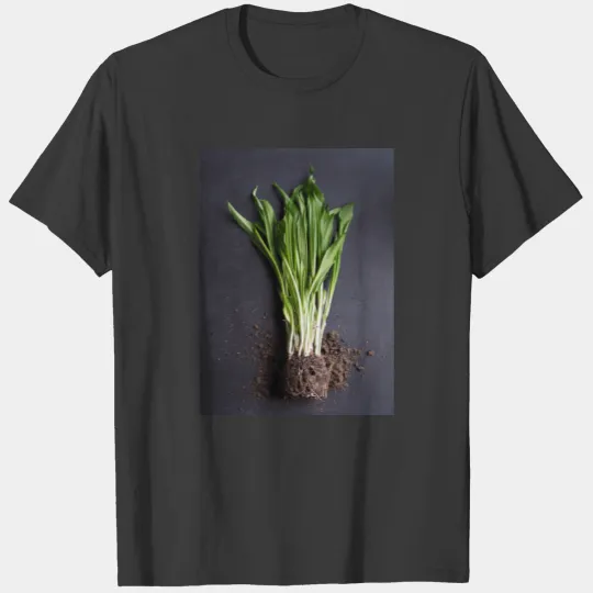 Spring onion ramps in dirt T-shirt