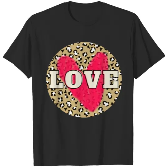 Discover LOVE CHEETAH PRINT T-shirt