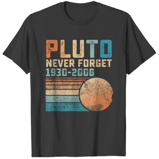 Pluto Never Forget T-shirt