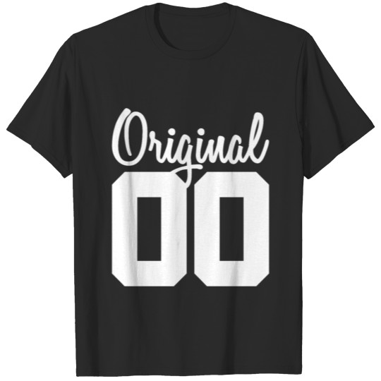 Discover 22nd Birthday Women Men Original Vintage 2000 T-shirt
