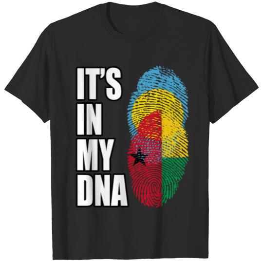 Discover Palauan And Bissau Guinean Vintage Heritage DNA Fl T-shirt