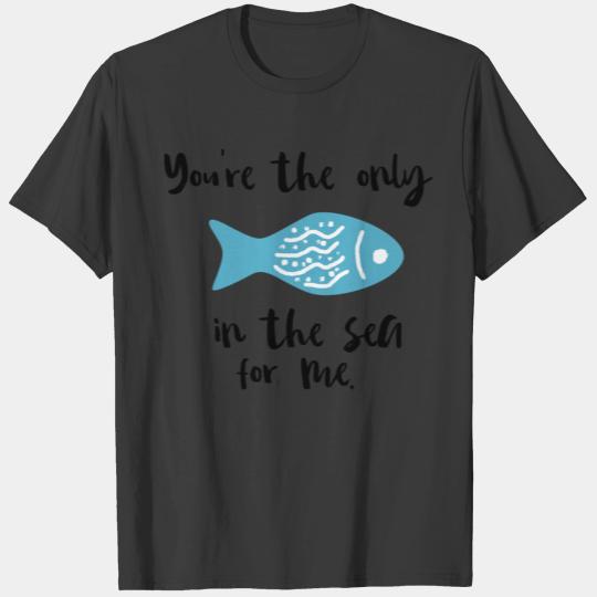 Women Love Me Fish Fear Me T-shirt