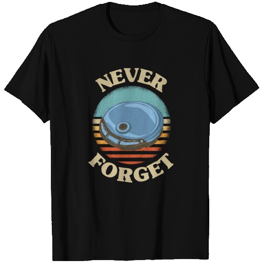 Retro Cd Player Never Forget Nostalgia Vintage T-shirt