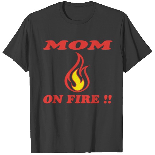 MOM / DAD / MOMMY / MAMAN / PAPA / GRANDPA / GRAN T-shirt