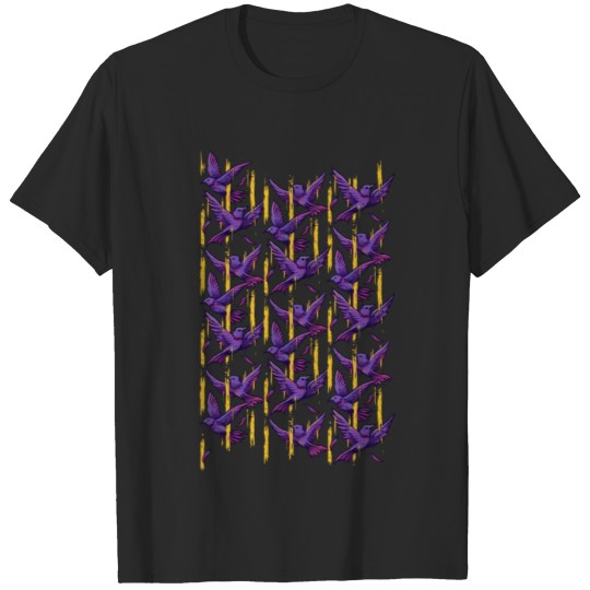 Discover Purple Birds Pattern T-shirt