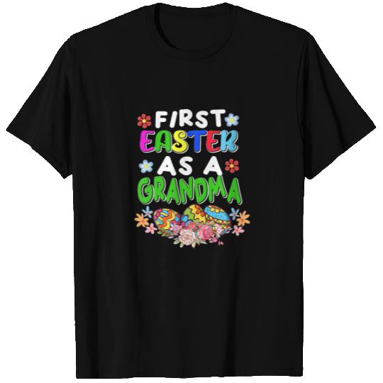 First Easter As A Grandma Cute Easter Pregnancy An T-shirt