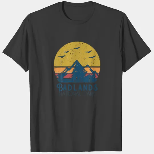 Retro Vintage Badlands National Park South Dakota T-shirt