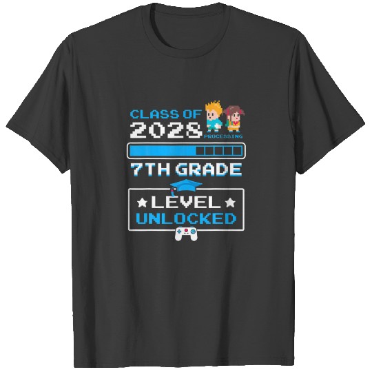7Th Grade First Day Of School Class Of 2028 Cute V T-shirt