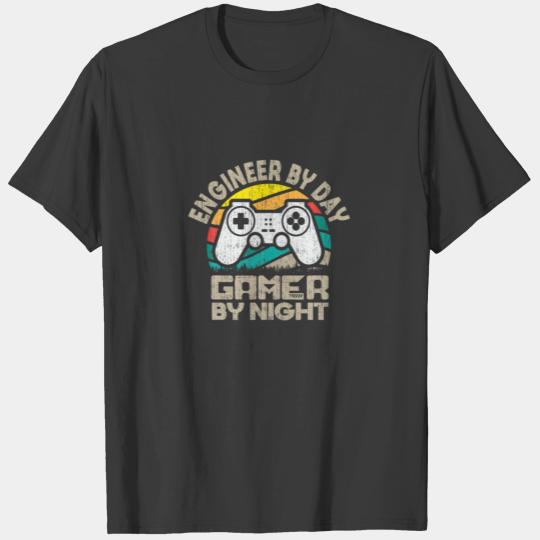 Engineer By Day Gamer By Night Cool Video Game Lov T-shirt