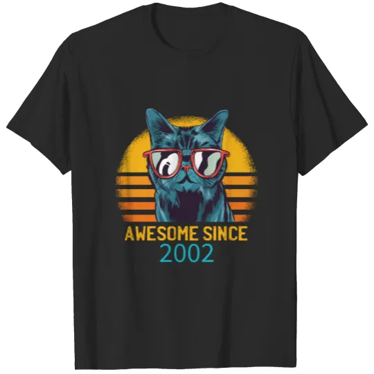 Discover Retro Awesome Since 2002 18th Birthday Gift T-shirt