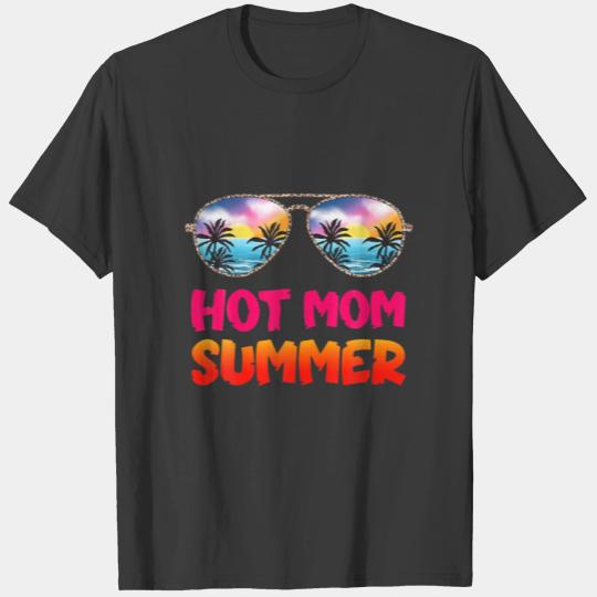 Hot Mom Summer Beach Leopard Sunglasses Mother's D T-shirt