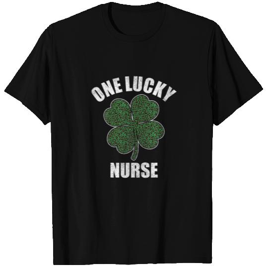 St Patricks Day Nursing , One Lucky Nurse Leopard T-shirt
