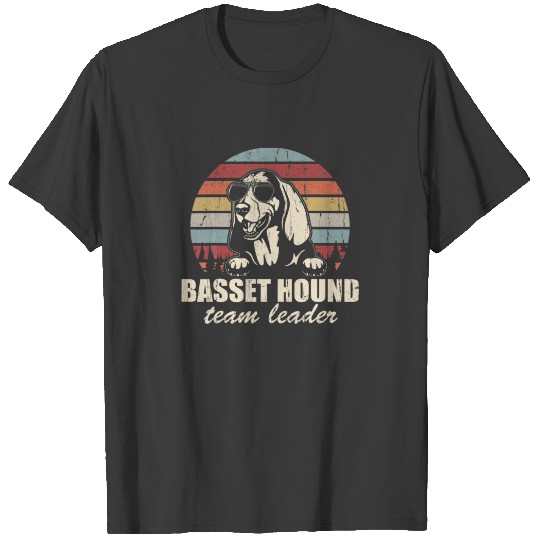 Basset Hound Team Leader Cool Dog Sunglasses Vinta T-shirt