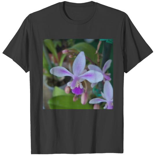 Mini orchid up close T-shirt