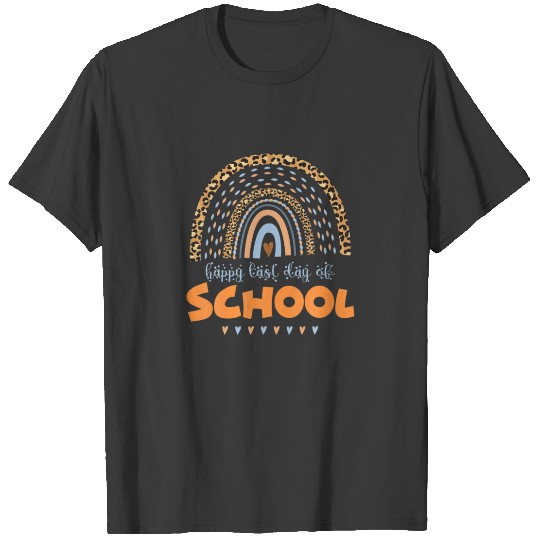 Rainbow Kindergarten Teacher Last Day Of School - T-shirt