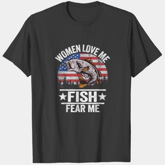 Women Love Me Fish Fear Me Men Vintage Funny Bass T-shirt