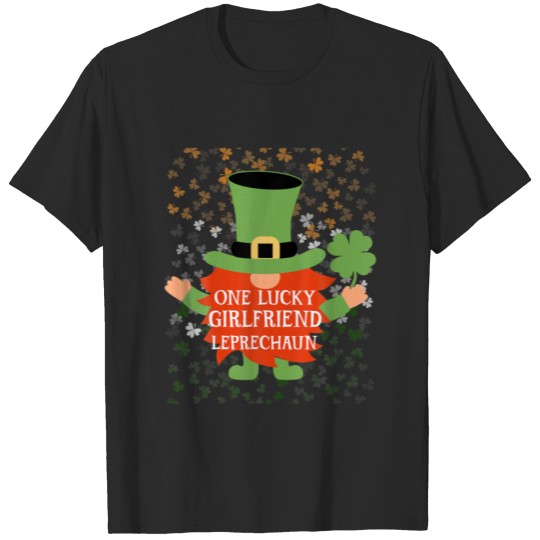 Discover Girlfriend Funny St Patricks Day Lucky Gnome Famil T-shirt