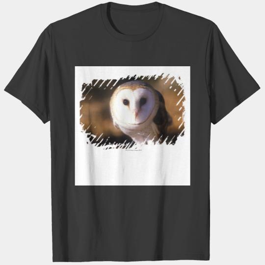 'Close-up of Barn Owl, Land Between Lakes, KY' T-shirt