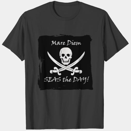 Funny Pirate Pun Seize the Day T-shirt