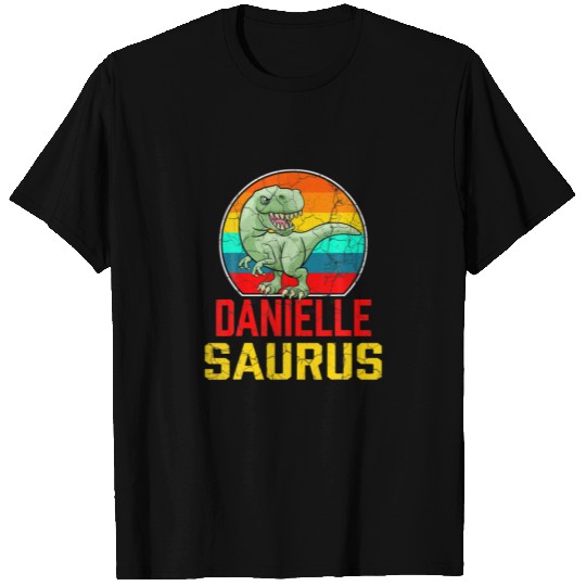 Danielle Saurus Family Reunion Last Name Team Funn T-shirt