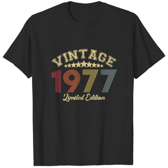 Discover Vintage 1977 Limited Edition 45 Years Of Being Awe T-shirt