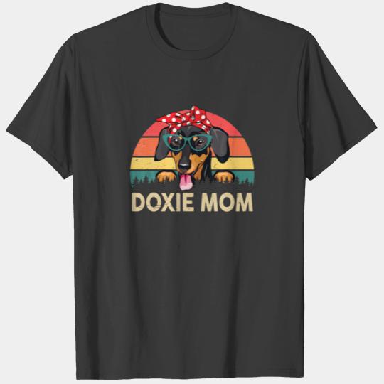 Retro Dachshund Doxie Mom - Weiner Dog Mom Weenie T-shirt