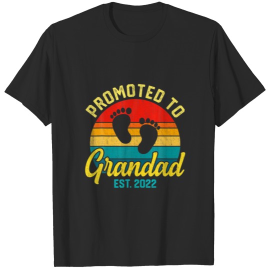 Discover Vintage Promoted To Grandad 2022 Fathers Day Grand T-shirt