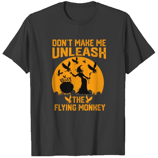 Funny Halloween Witches Flying Monkey  Tee T-shirt