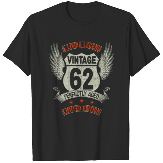 Vintage Distressed 60Th Birthday Born In 1962 Year T-shirt