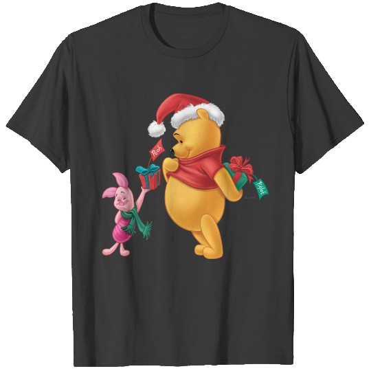 Piglet Gifting Pooh T-shirt