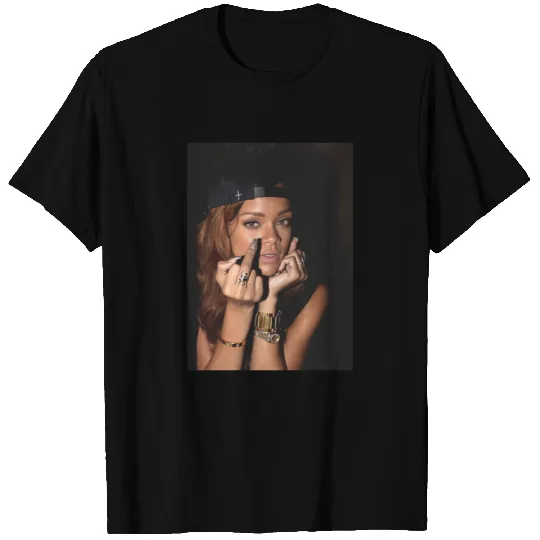 Rihanna Tshirt | Rihanna Middle Finger Graphic Tee