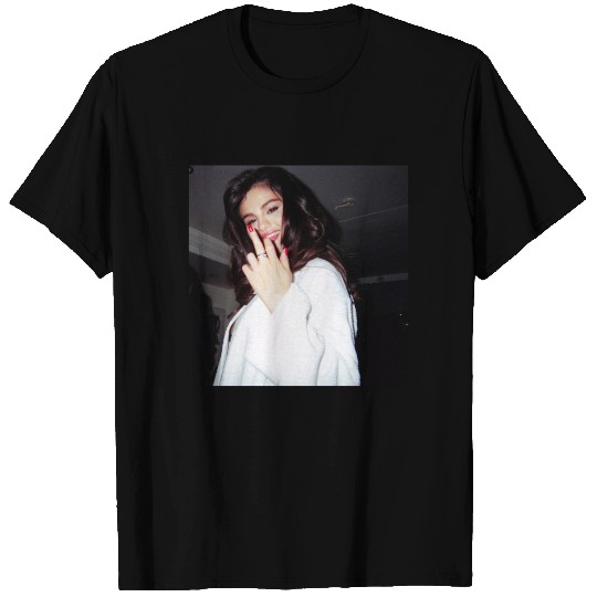 Selena Gomez Aesthetic T-Shirt Unisex
