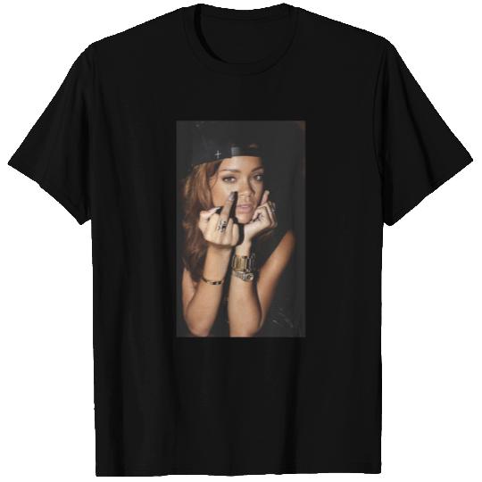 Rihanna Singer Shirt