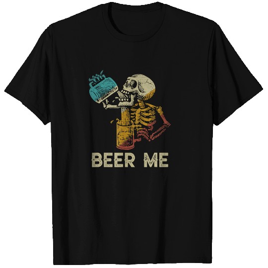 Beer Skeletons Scary Spooky Drinking Beer Funny Halloween Party114 T-Shirts