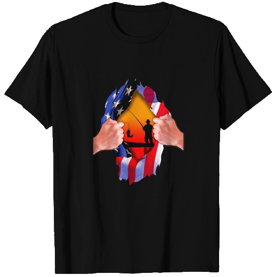 Fishing Fun Ripped USA Flag Cool Bass Fly Fish Fisherman Gift T-Shirts