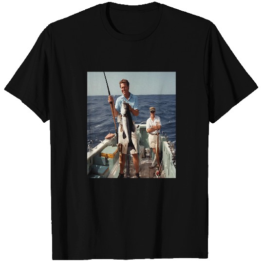 Fishing Fun Deepsea Fishing Charter Boat T-Shirts