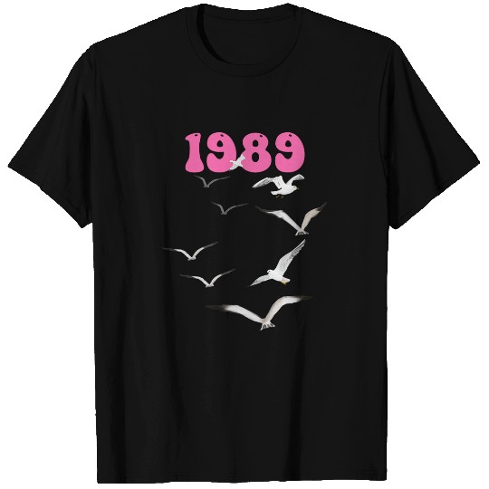 Seagull in the sky Retro Groovy T-Shirts