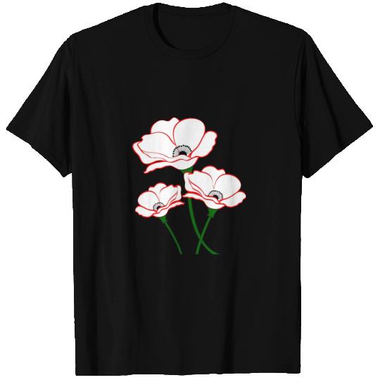 red poppies T Shirts