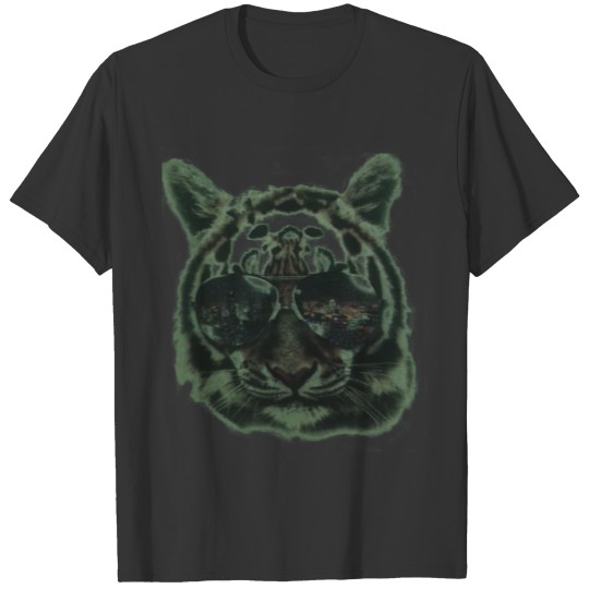 tiger in the city T-shirt