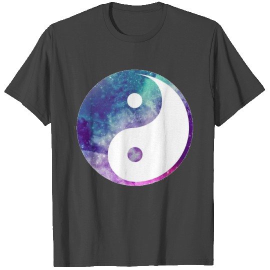 ying and yang T Shirts