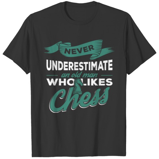 Chess grandpa gift T-shirt