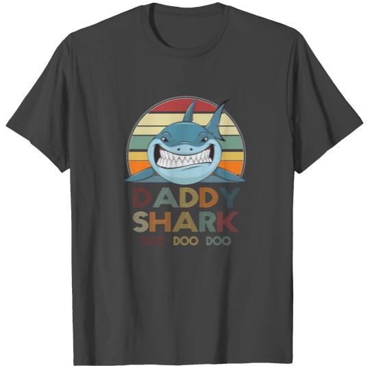 Retro Vintage Daddy Shark T Shirts gift for Father