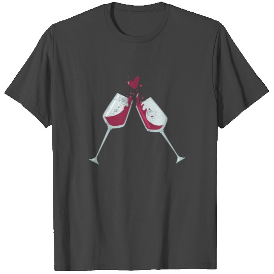 Prosecco or Champagne flutes heart/love/ T Shirts