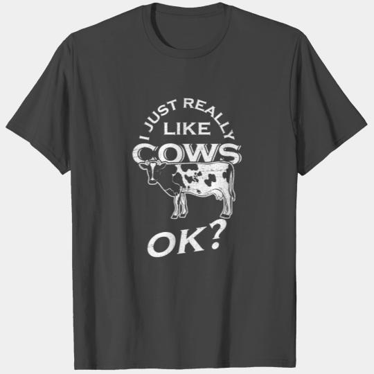 Cow Farm Bull Bull Hooves Moo Grass Meadow T Shirts