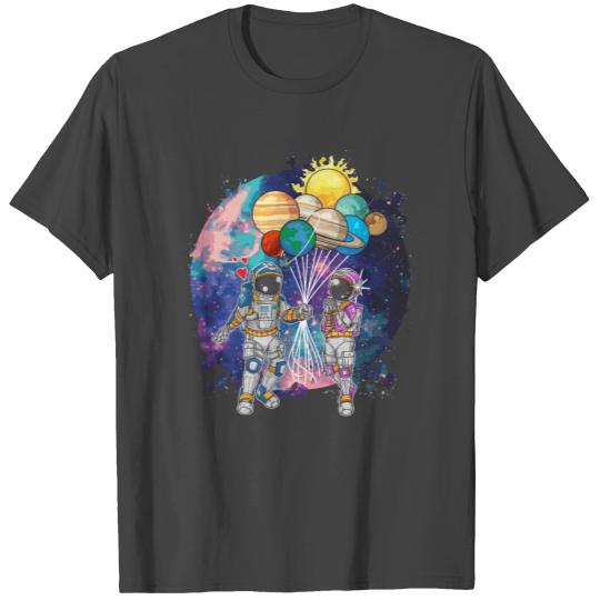 Cute astronaut Couple Planet Balloons Outer Space T Shirts