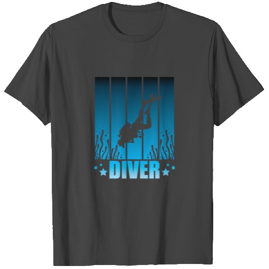 Diving under the sea T Shirts