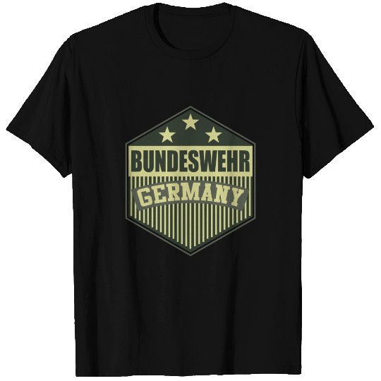 DE Army Weapon Soldier Gift T Shirts